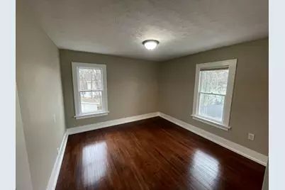 925 S Holmes Street, Lansing, MI 48912 - Photo 11