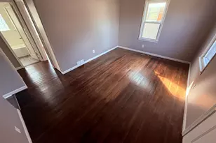 28908 Maple St, Roseville, MI 48066 - Photo 3