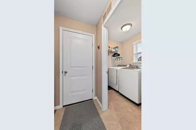 21868 Kensett Drive, Macomb, MI 48042 - Photo 19