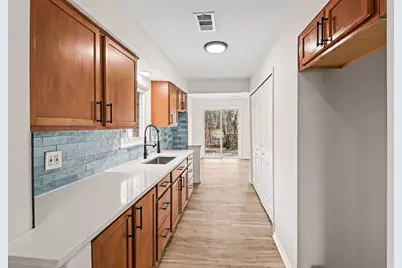 278 E Peterson Drive, Brighton, MI 48114 - Photo 5