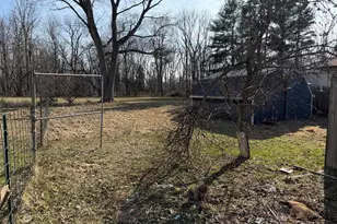 1001 Ferley St, Lansing, MI 48911 - Photo 3