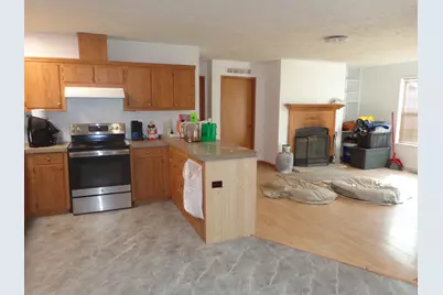 222 E 4th Street, Grand Junction, MI 49056 - Photo 17