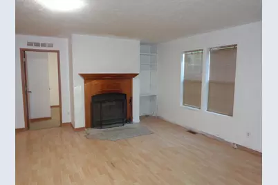 222 E 4th Street, Grand Junction, MI 49056 - Photo 19