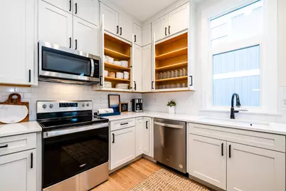 251 Cavelier Avenue, Saint Joseph, MI 49085 - Photo 17