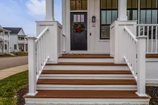 251 Cavelier Ave, Saint Joseph, MI 49085 - Photo 3