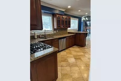 26429 Wilson Drive, Dearborn Heights, MI 48127 - Photo 9