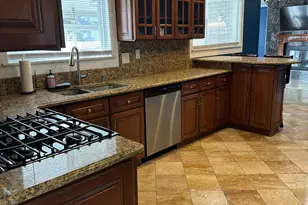 26429 Wilson Dr, Dearborn Heights, MI 48127 - Photo 9