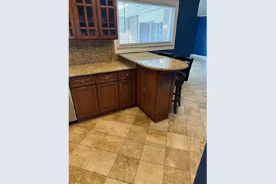 26429 Wilson Drive, Dearborn Heights, MI 48127 - Photo 11