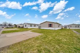 260 Storr, Adrian, MI 49221 - Photo 27