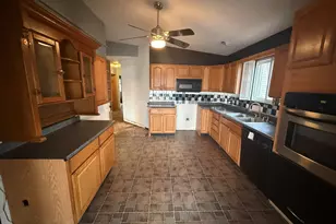 1747 Tennis Ct, Pleasant Lake, MI 49272 - Photo 31