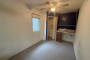 1747 Tennis Ct, Pleasant Lake, MI 49272 - Photo 9