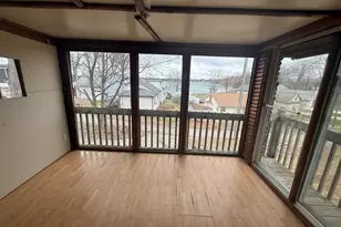 1747 Tennis Ct, Pleasant Lake, MI 49272 - Photo 5