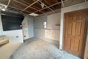 1747 Tennis Ct, Pleasant Lake, MI 49272 - Photo 19