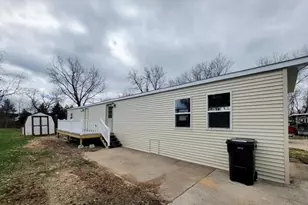 170 Wallasey Dr SW, Grand Rapids, MI 49548 - Photo 1