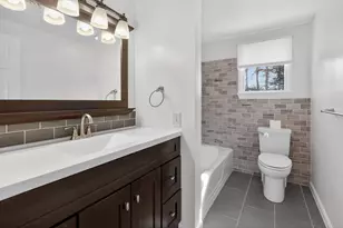 837 Thorntree Blvd, Jackson, MI 49203 - Photo 29