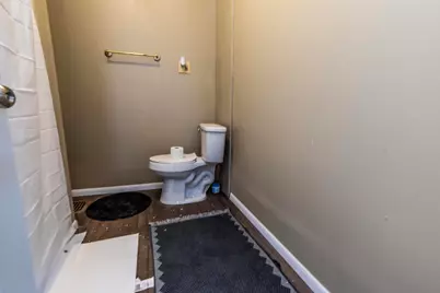 909 N Granger Street, Saginaw, MI 48602 - Photo 9
