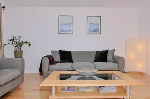 3162 Shamrock Ct, Ann Arbor, MI 48105 - Photo 9