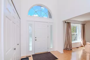 3162 Shamrock Ct, Ann Arbor, MI 48105 - Photo 7
