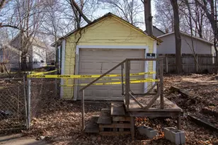 57 Seivour Ave, Battle Creek, MI 49037 - Photo 5