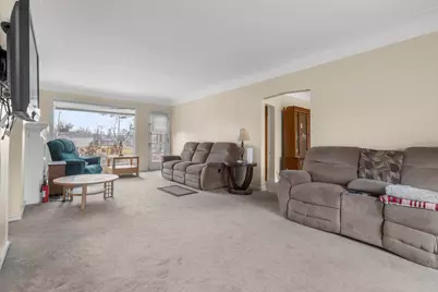 26204 Doxtator Street, Dearborn Heights, MI 48127 - Photo 17