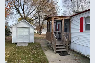 310 Kristy Jo Street, Cadillac, MI 49601 - Photo 3