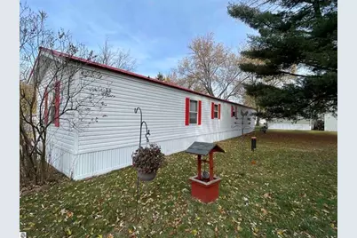 310 Kristy Jo Street, Cadillac, MI 49601 - Photo 23