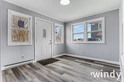 329 Elm Street, Watervliet, MI 49098 - Photo 5