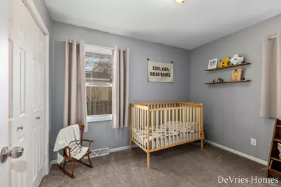 119 W McKinley Avenue, Zeeland, MI 49464 - Photo 9