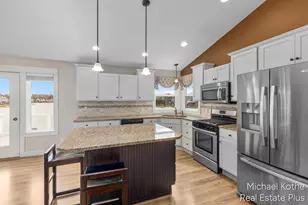 7532 Waterline Dr, Allendale, MI 49401 - Photo 11