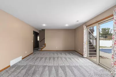 3829 Black Creek Drive, Hudsonville, MI 49426 - Photo 17