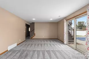 3829 Black Creek Dr, Hudsonville, MI 49426 - Photo 17