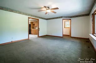 7961 W Sidney Rd, Greenville, MI 48838 - Photo 9