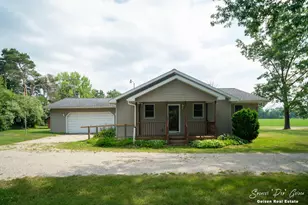 7961 W Sidney Rd, Greenville, MI 48838 - Photo 3