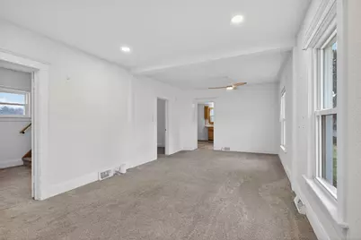 329 E Coler Street, Jackson, MI 49203 - Photo 7