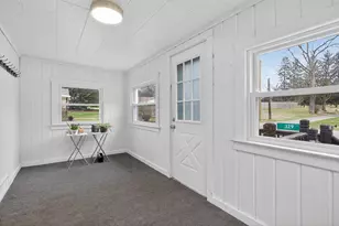 329 E Coler St, Jackson, MI 49203 - Photo 5