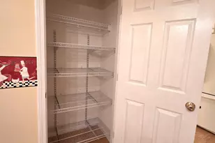 1709 Hampstead Dr, Muskegon, MI 49445 - Photo 5