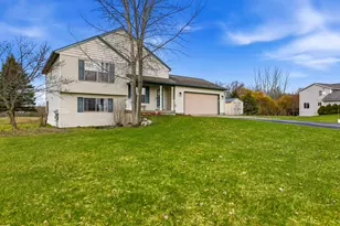 2171 Avalon View Dr, Cedar Springs, MI 49319 - Photo 3