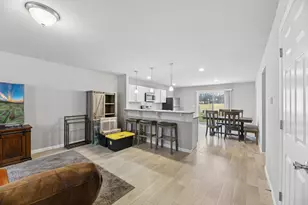 925 Richard Ave, Watervliet, MI 49098 - Photo 7