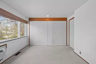 374 Hilldale Dr, Ann Arbor, MI 48105 - Photo 31