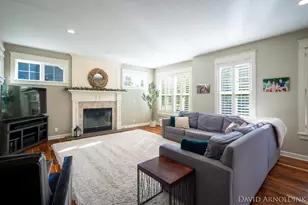 461 Island View Dr, Holland, MI 49424 - Photo 9