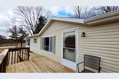 7272 Cedar Lake Road NE, Edmore, MI 48829 - Photo 3