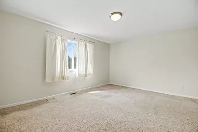 5151 Taylor Ridge Drive SE, Kentwood, MI 49512 - Photo 9