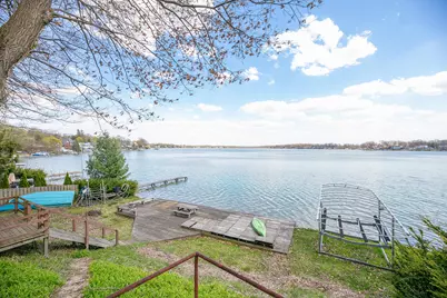 68270 N Shore Drive, Edwardsburg, MI 49112 - Photo 5