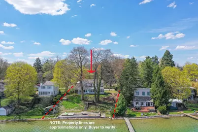 68270 N Shore Drive, Edwardsburg, MI 49112 - Photo 3