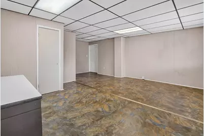 439 W Columbia Avenue, Battle Creek, MI 49014 - Photo 25