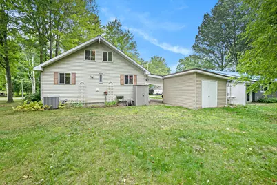 10905 1st Street, Canadian Lakes, MI 49346 - Photo 17