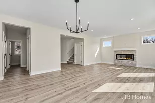 5952 Valley Point Dr SE, Caledonia, MI 49316 - Photo 7