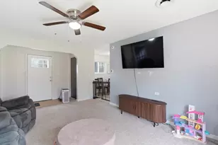 2428 Edgewood Dr, Kalamazoo, MI 49008 - Photo 3