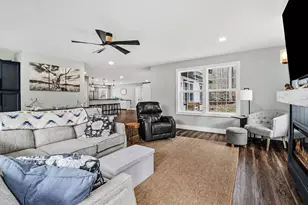 969 N Pine Ridge Dr, Ludington, MI 49431 - Photo 11