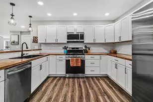 969 N Pine Ridge Dr, Ludington, MI 49431 - Photo 5